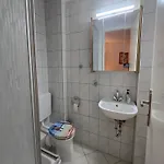 Apartment Mobile Im Mit Seezugang