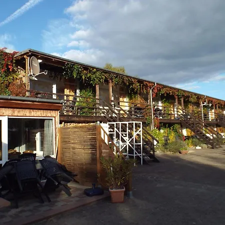 Apartment Mobile Im Mit Seezugang *